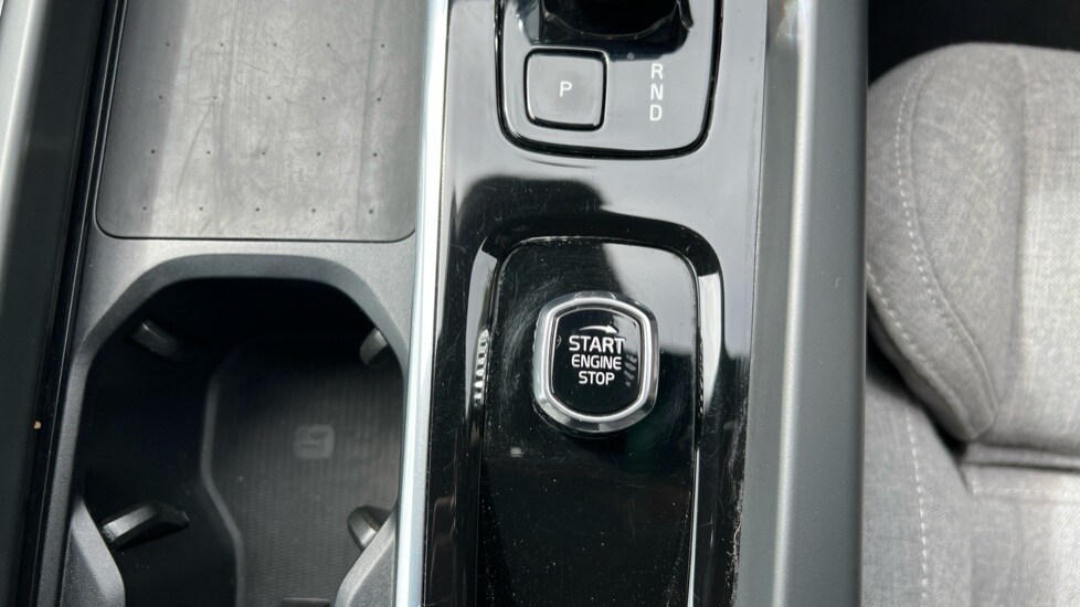 Used Volvo XC60 2023 for sale - 75992847: Photo 19
