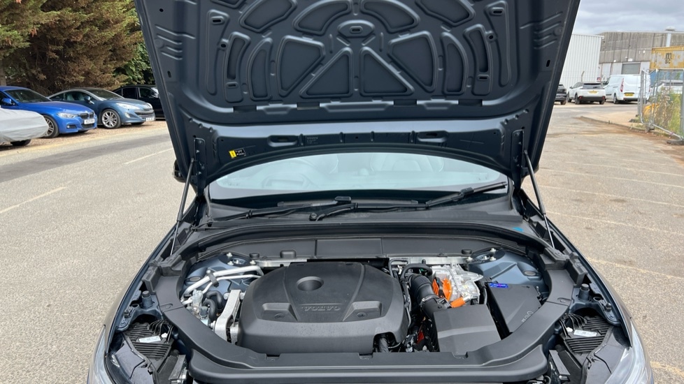 Used Volvo XC60 2023 for sale - 75992847: Photo 29