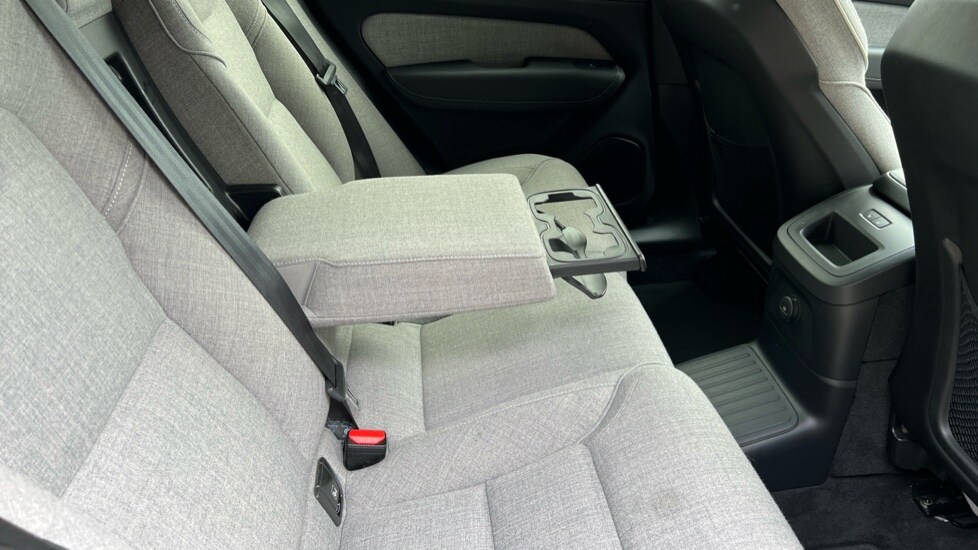 Used Volvo XC60 2023 for sale - 75992847: Photo 33