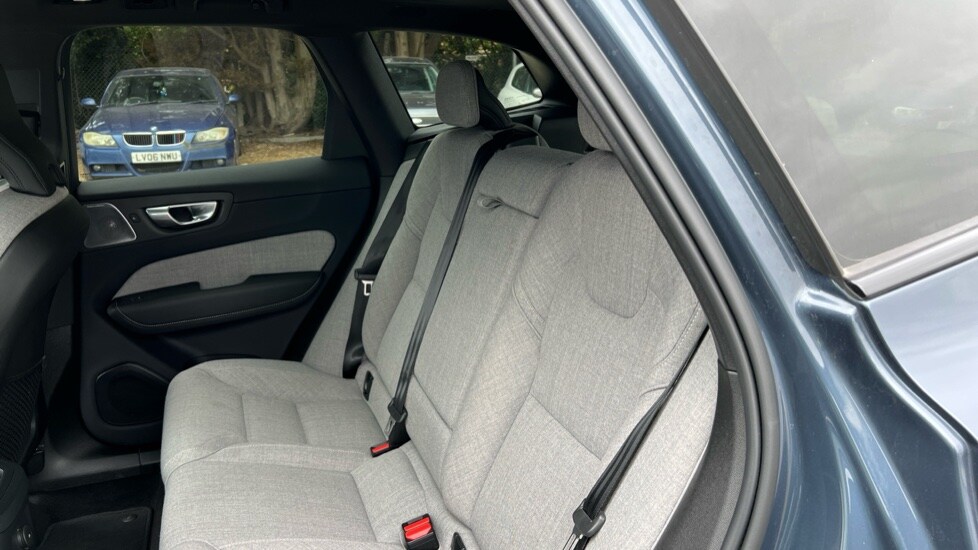 Used Volvo XC60 2023 for sale - 75992847: Photo 40