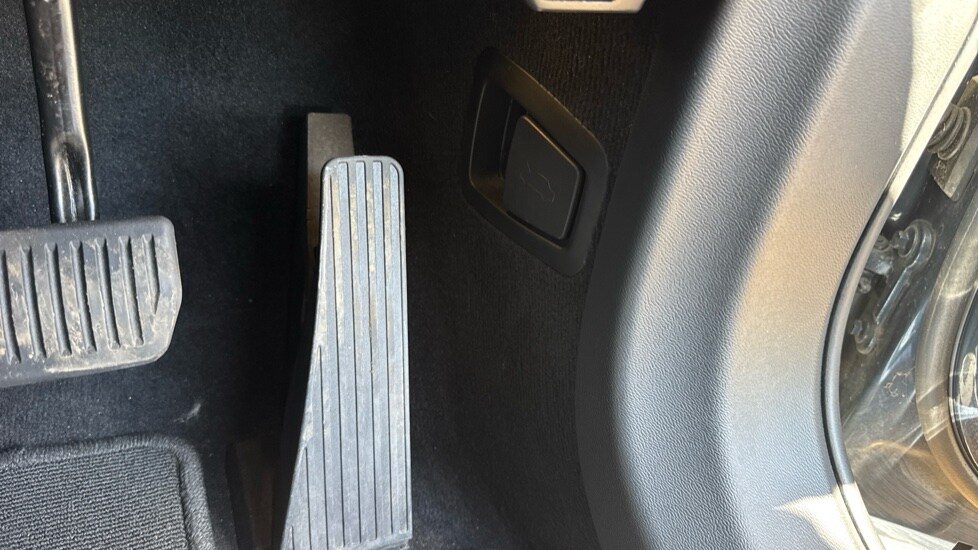 Used Volvo XC60 2023 for sale - 75992847: Photo 52