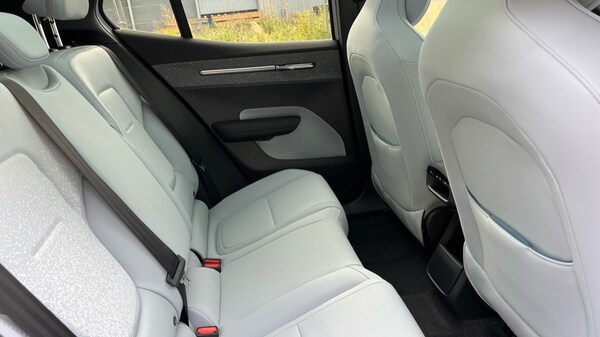 Used Volvo EX30 2025 for sale - 76261593: Photo 43