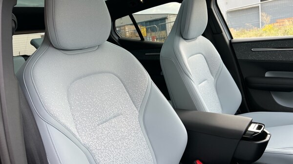 Used Volvo EX30 2025 for sale - 76261593: Photo 45