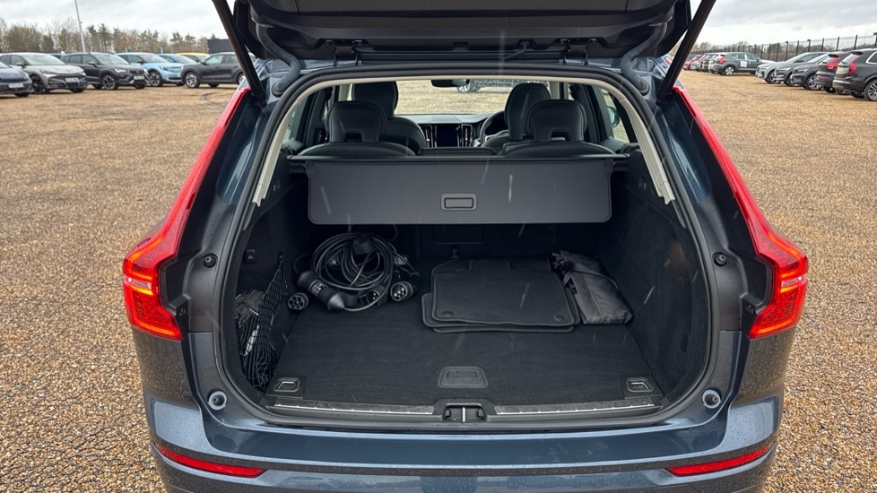 Used Volvo XC60 2022 for sale - 76874521: Photo 17
