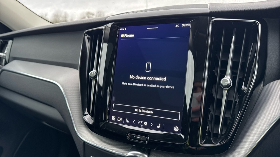 Used Volvo XC60 2022 for sale - 76874521: Photo 42