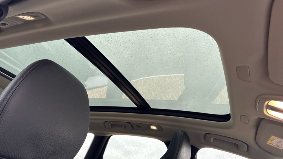 Used Volvo XC60 2022 for sale - 76874521: Photo 44