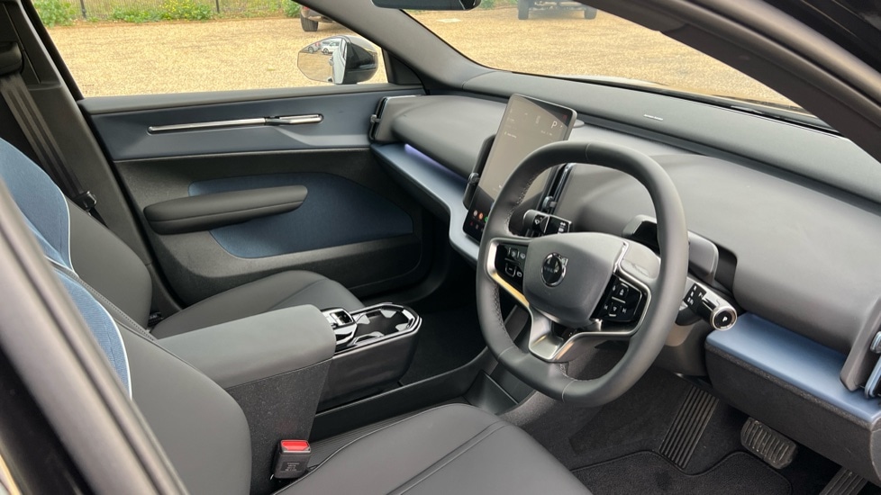 Used Volvo EX30 2025 for sale - 75967148: Photo 5