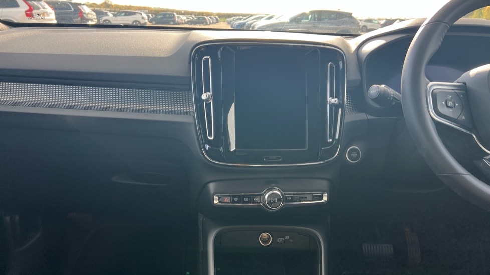 Used Volvo XC40 2025 for sale - 76332283: Photo 22