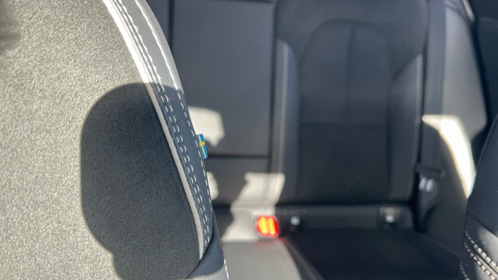 Used Volvo XC40 2025 for sale - 76332283: Photo 27