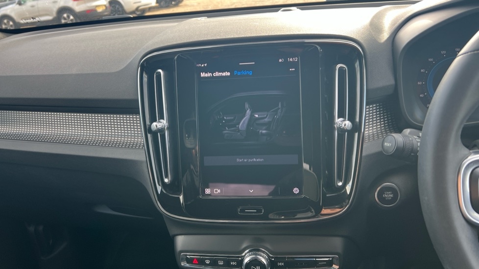Used Volvo XC40 2025 for sale - 76332283: Photo 47