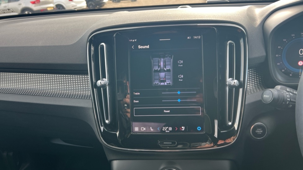 Used Volvo XC40 2025 for sale - 76332283: Photo 48