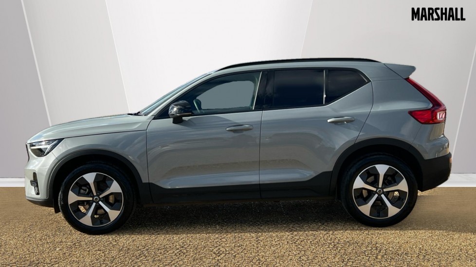 Used Volvo XC40 2025 for sale - 76332283: Photo 8
