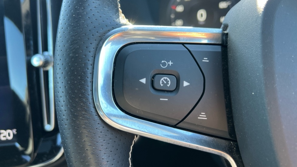 Used Volvo XC40 2020 for sale - 76434716: Photo 18