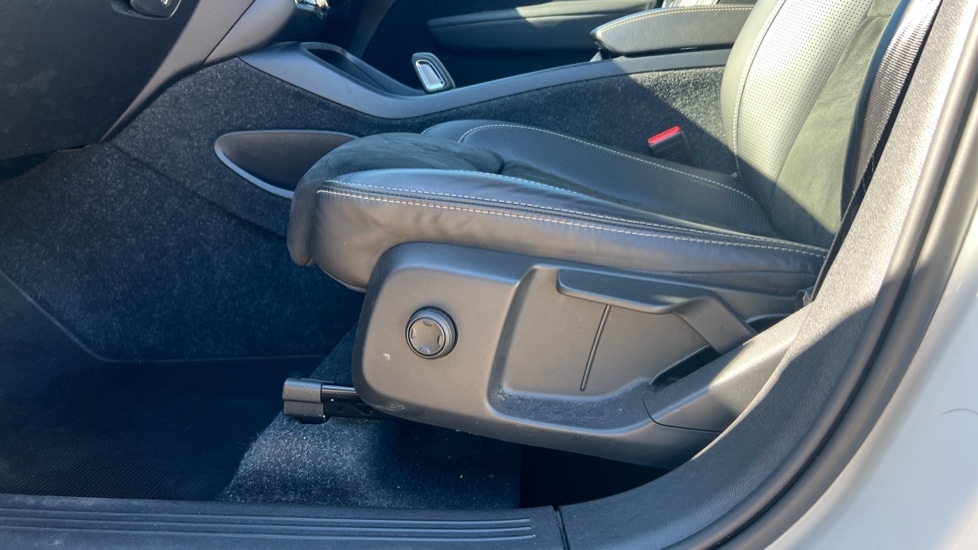 Used Volvo XC40 2020 for sale - 76434716: Photo 32