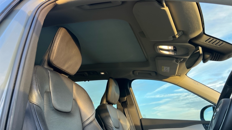 Used Volvo XC90 2022 for sale - 76672586: Photo 44