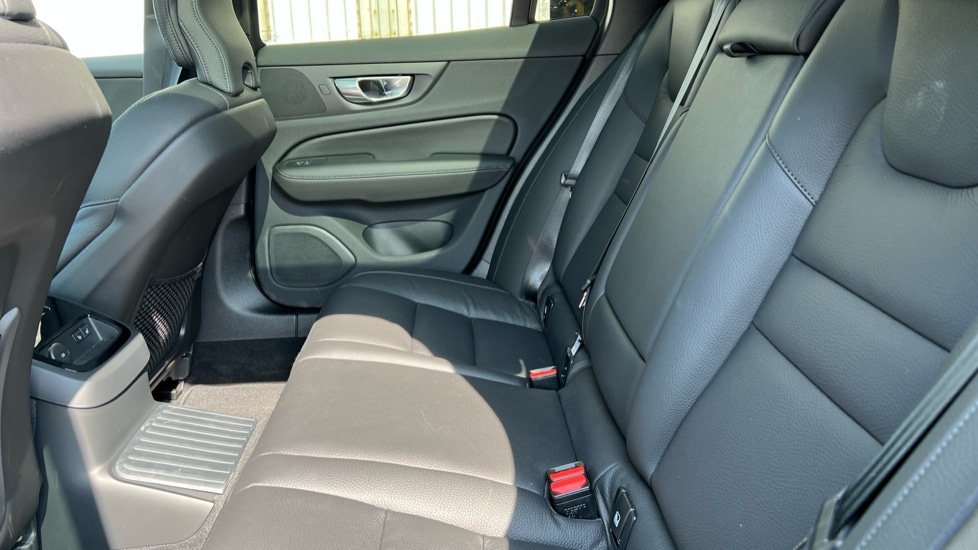 Used Volvo V60 2025 for sale - 76124304: Photo 10