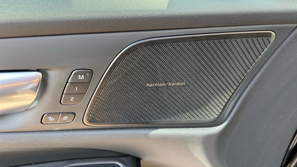 Used Volvo V60 2025 for sale - 76124304: Photo 30