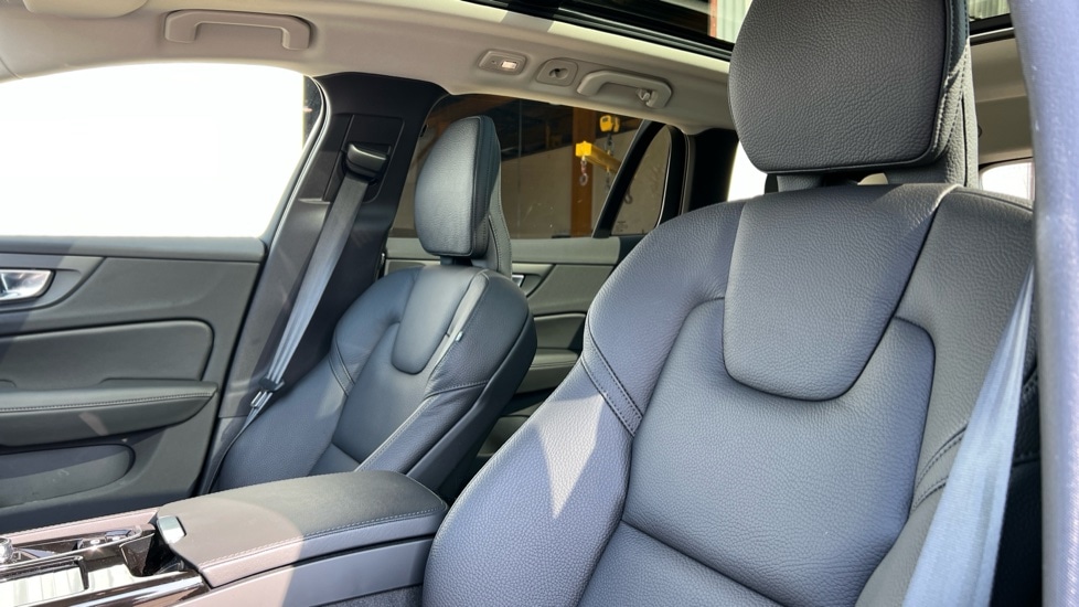 Used Volvo V60 2025 for sale - 76124304: Photo 33