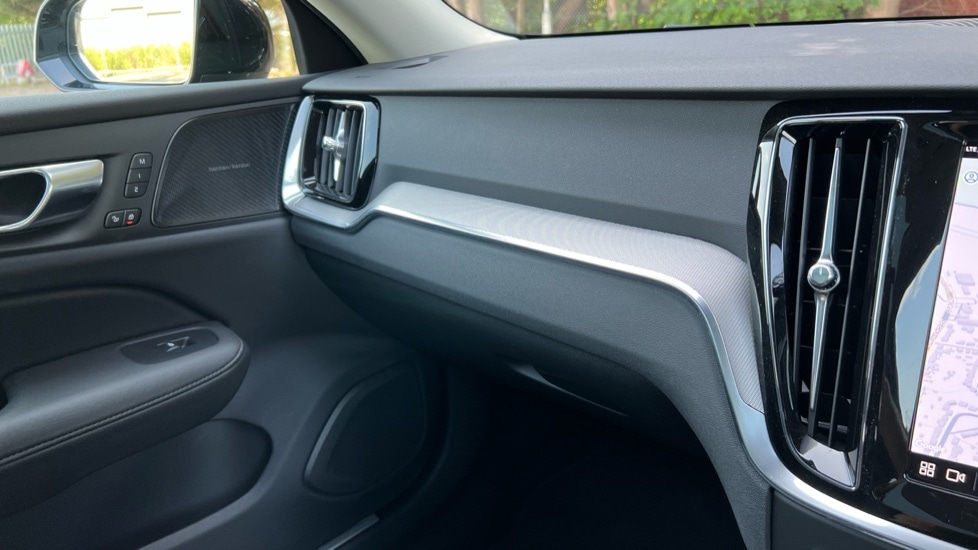 Used Volvo V60 2025 for sale - 76124304: Photo 49