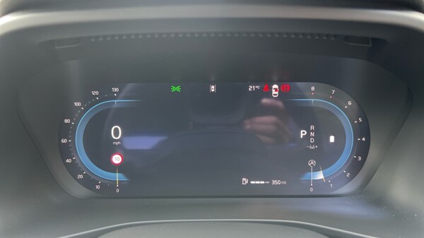 Used Volvo XC40 2025 for sale - 75595802: Photo 11