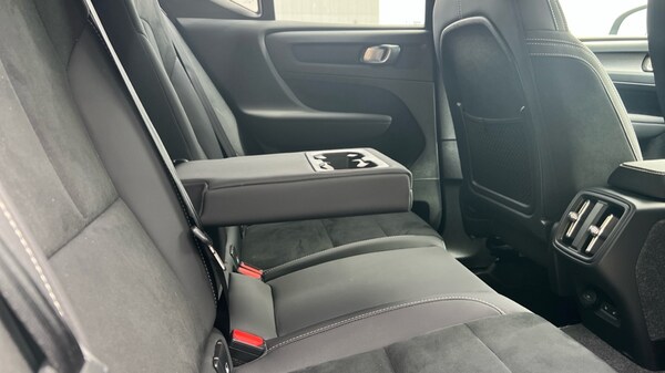 Used Volvo XC40 2025 for sale - 75595802: Photo 31