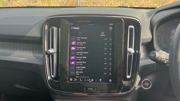 Used Volvo XC40 2025 for sale - 75595802: Photo 35
