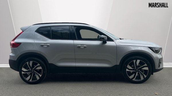 Used Volvo XC40 2025 for sale - 75595802: Photo 3