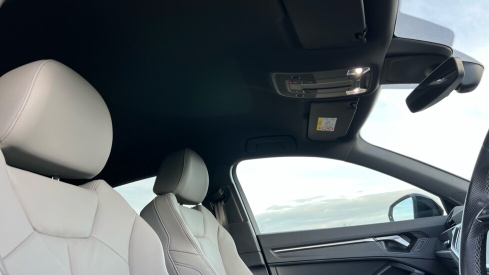 Used Audi Q3 2023 for sale - 76563855: Photo 31