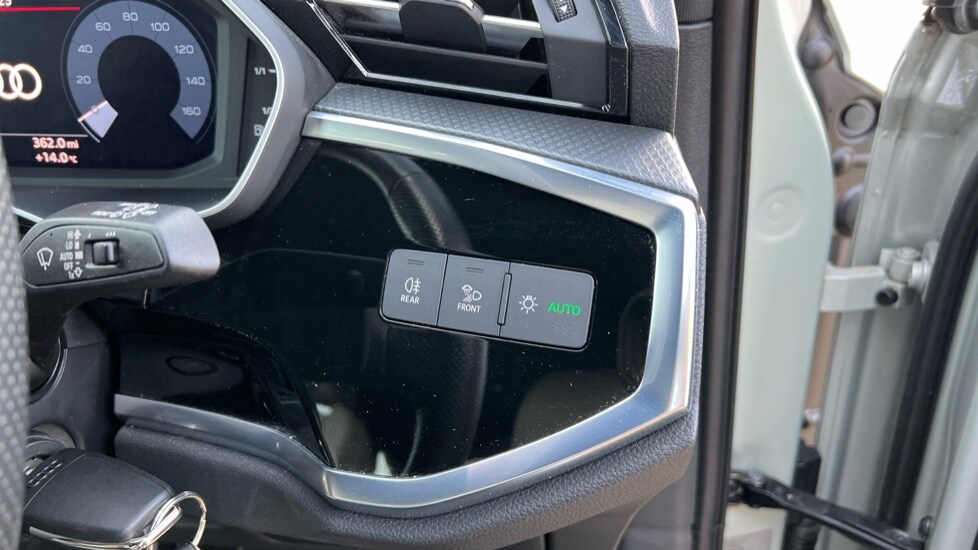 Used Audi Q3 2023 for sale - 76563855: Photo 41