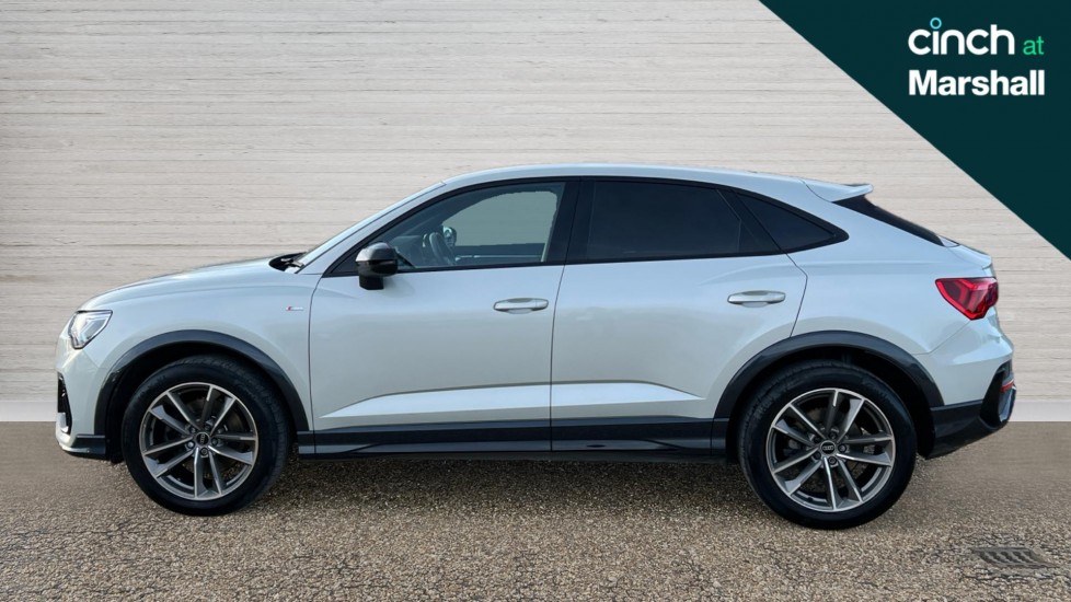 Used Audi Q3 2023 for sale - 76563855: Photo 6