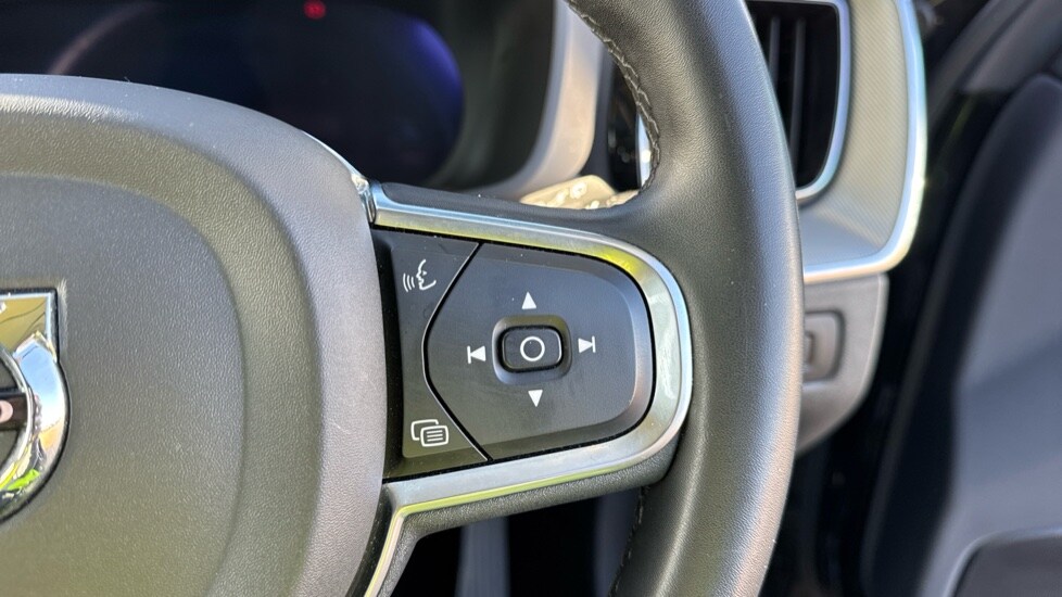 Used Volvo XC60 2023 for sale - 76552340: Photo 18