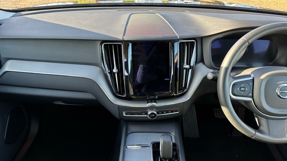 Used Volvo XC60 2023 for sale - 76552340: Photo 22