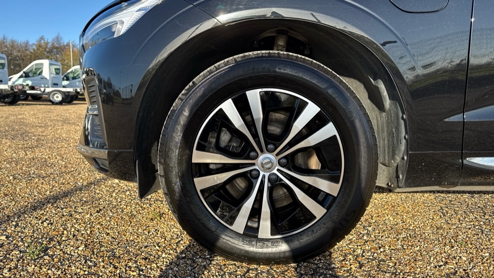 Used Volvo XC60 2023 for sale - 76552340: Photo 25