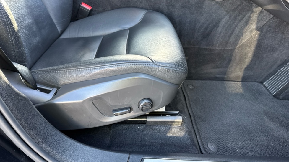 Used Volvo XC60 2023 for sale - 76552340: Photo 32