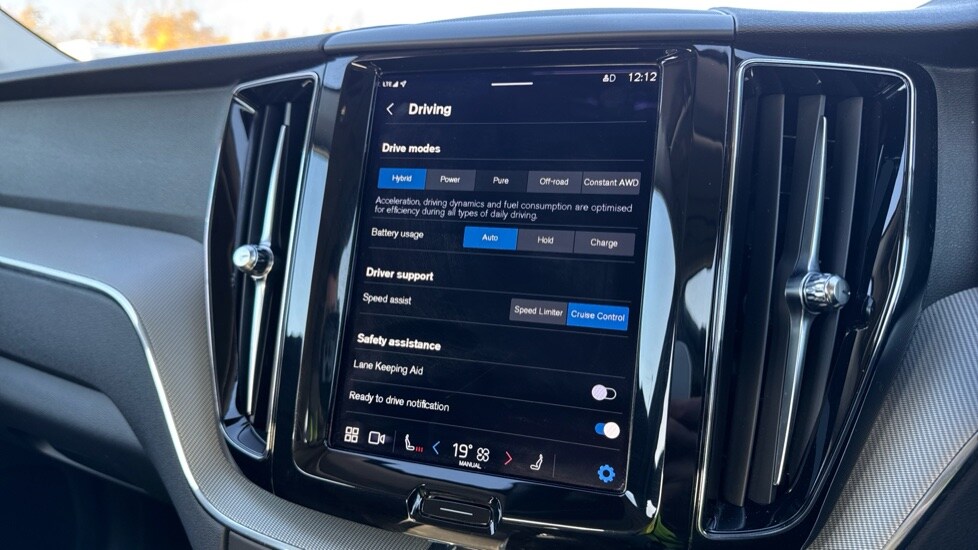 Used Volvo XC60 2023 for sale - 76552340: Photo 41