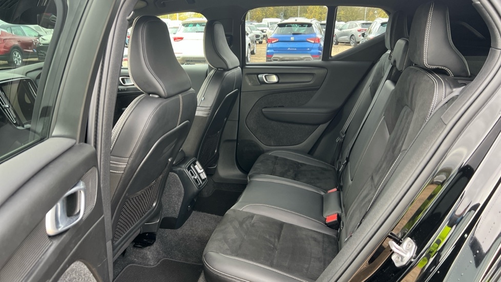 Used Volvo XC40 2021 for sale - 76826716: Photo 10