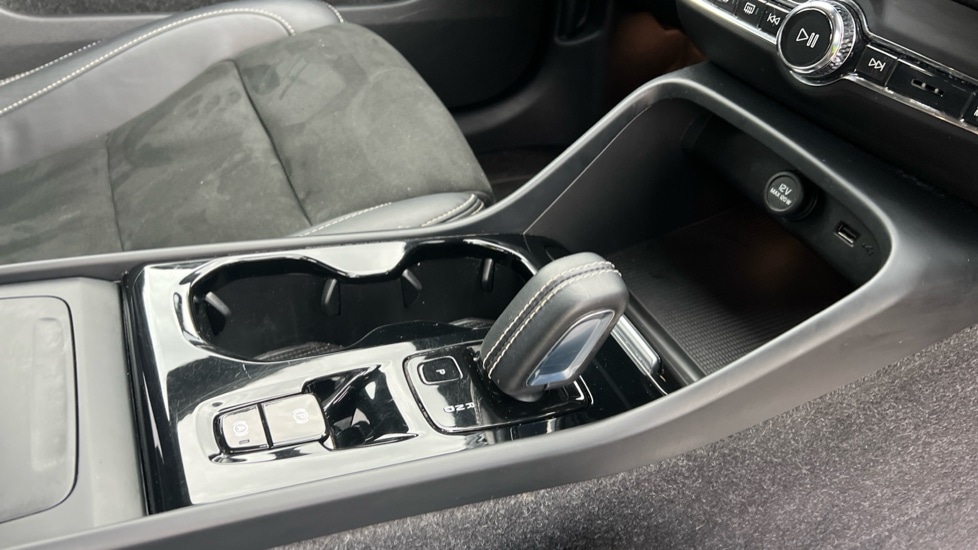 Used Volvo XC40 2021 for sale - 76826716: Photo 14