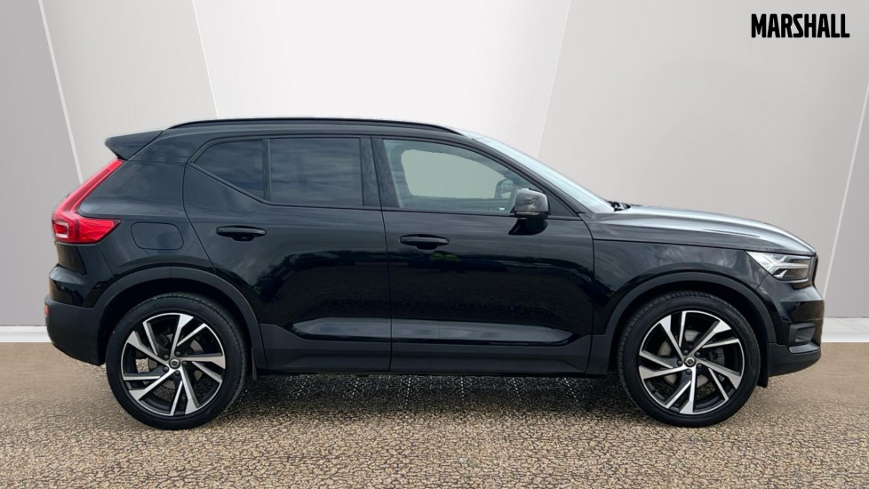 Used Volvo XC40 2021 for sale - 76826716: Photo 3
