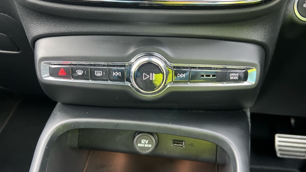 Used Volvo XC40 2021 for sale - 76826716: Photo 52