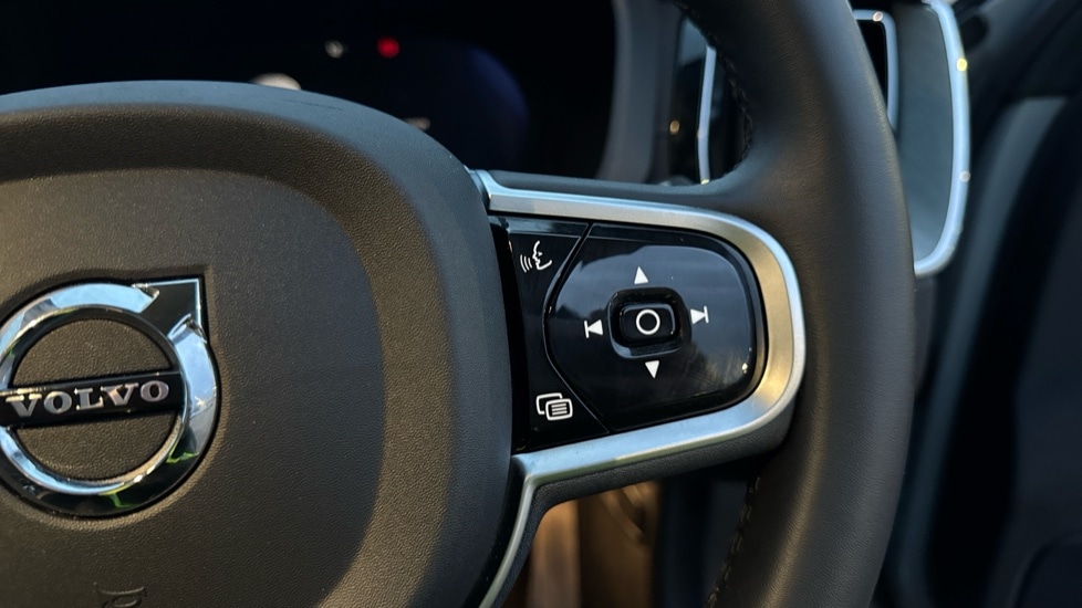 Used Volvo XC60 2025 for sale - 76780142: Photo 18