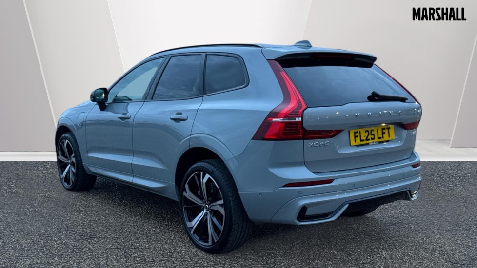 Used Volvo XC60 2025 for sale - 76780142: Photo 2