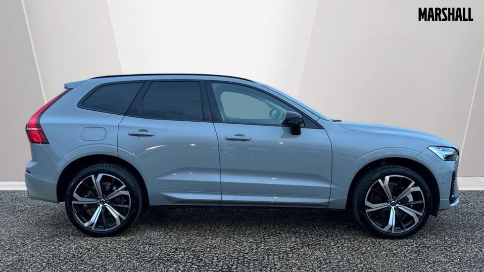 Used Volvo XC60 2025 for sale - 76780142: Photo 3