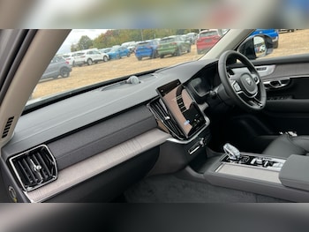 Used Volvo XC90 2025 for sale - 76116774: Photo