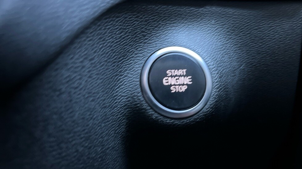 Used Volvo XC40 2021 for sale - 76796207: Photo 28