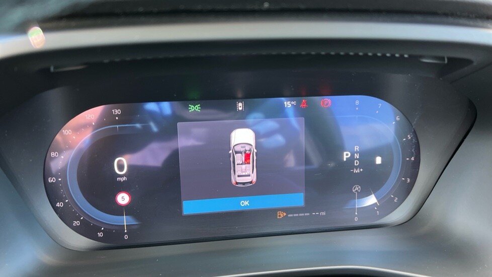 Used Volvo XC40 2024 for sale - 76647945: Photo 11