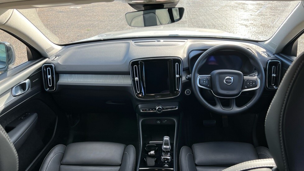 Used Volvo XC40 2024 for sale - 76647945: Photo 21