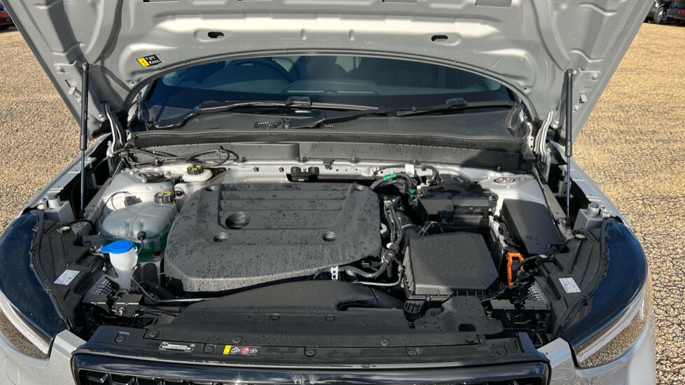 Used Volvo XC40 2024 for sale - 76647945: Photo 23