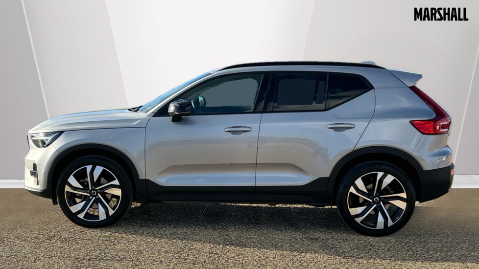 Used Volvo XC40 2024 for sale - 76647945: Photo 8