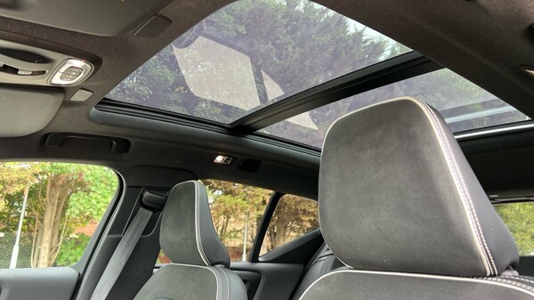 Used Volvo XC40 2022 for sale - 75439945: Photo 36