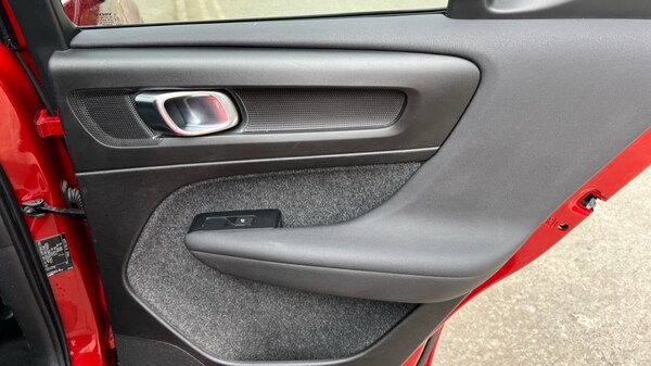 Used Volvo XC40 2022 for sale - 75439945: Photo 43
